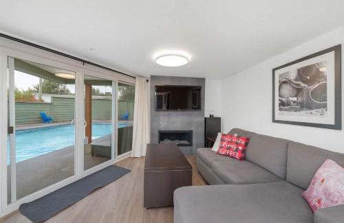 Saanich West House | Tranquil Oasis 2 bedroom Suite with Pool View