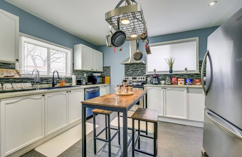 Lakeview House | Tranquil Oasis in Lakeview