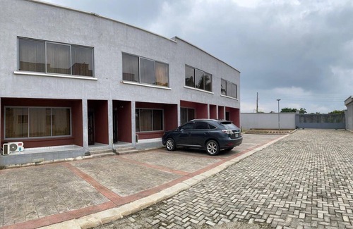 Ibadan House | Tranquil Old Bodija Retreat - 3 Bedroom House