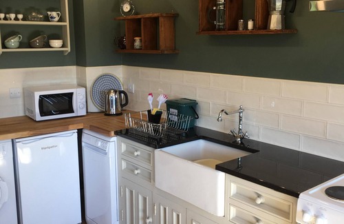 Llanfyllin House | Tranquil retreat for two in the Heart Of Rural Mid Wales.