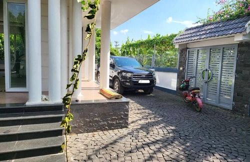 Khoai Chau Villa | Tranquil Retreat Lux Villa in HungYen Countryside