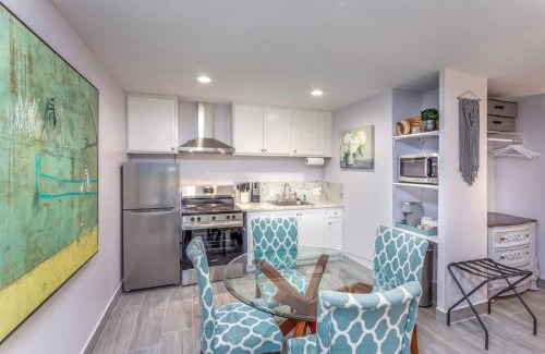 Kaweah House | Tranquil Riverfront Studio