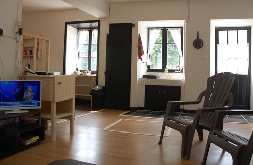 Saint-Mathieu Cottage | Tranquil Rural Retreat Farm Cottage, Nr St Mathieu, Haute Vienne/North Dordogne