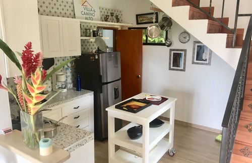 Turbaco House | Tranquil Vacation Rental near Cartagena, ideal for birding & nature enthusiasts!
