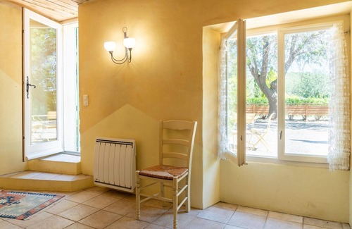 Puisserguier House | Tranquil Villa, Nature’s Embrace