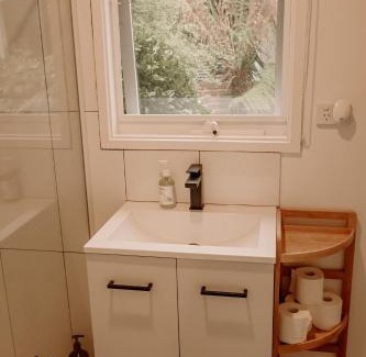 Mount Evelyn House | Tranquility Cottage - Mount Evelyn