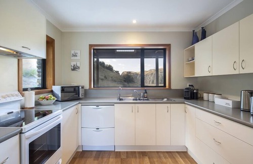 Gibbston Cottage | Tranquility in the heart of the Gibbston Valley