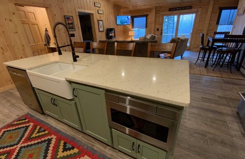 Landaff Cabin | Tranquility: Secluded White Mountains New Build Custom Log Home on 5 acres