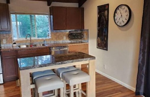 Oroville East House | Tranquility