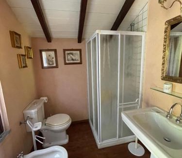 Sirtori House | Tranquilla dependance nel verde dell'alta Brianza.