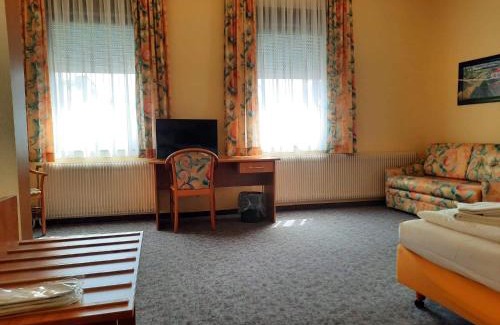 Oeffingen Hotel | Traube Hotel Oeffingen