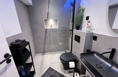 Ruettenscheid Apartment | Traumhaftes Designer-apartment Perfekt für die EM
