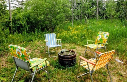Riverton RV Rental | Travel back in time and camp like its 1970! Camper outfitted with 1970s gear.