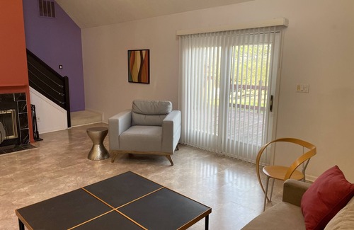 Indianapolis House | Travel Pros' Furnished HOUSE at Unfurnished Price!