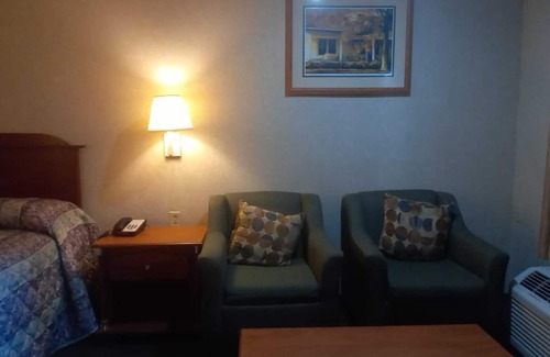 Waynesboro Hotel | Traveler Inn and Suites