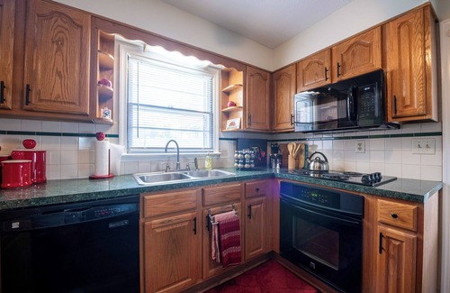Ridgeway House | Traveler's Blue Ridge Paradise