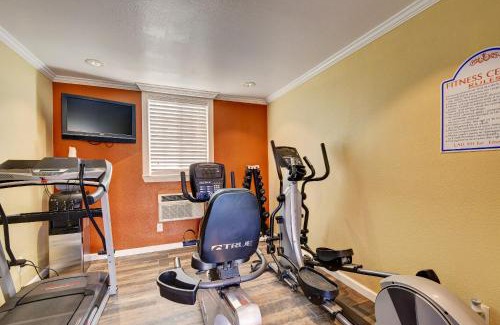 Williams Hotel | Traveler's Inn Williams, CA Modern Renovated Hotel