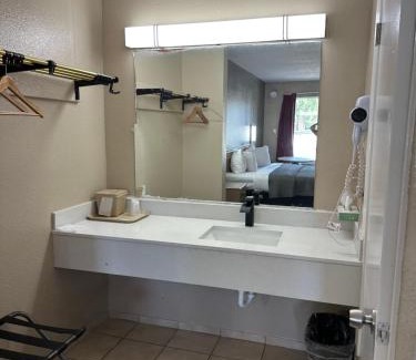 Bogalusa Hotel | Travelers Rest Motel