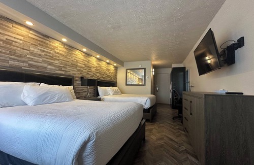 Drummondville Hotel | Travelodge by Wyndham Drummondville
