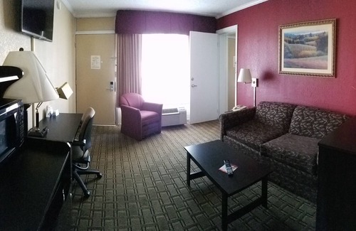 Sprague Hotel | Travelodge by Wyndham Beckley