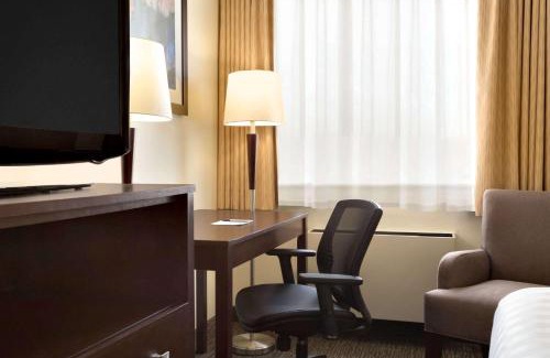 Southside Hotel | Travelodge by Wyndham Edmonton South