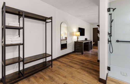 Emlenton Hotel | Travelodge By Wyndham Emlenton