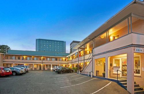 Port Gardner Hotel | Travelodge by Wyndham Everett City Center