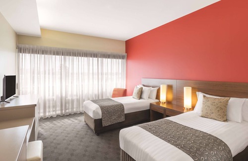 Cambridge Hotel | Travelodge Hotel Hobart Airport