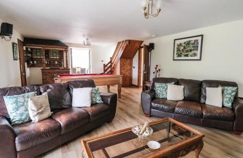 St Harmon House | Tre Garreg