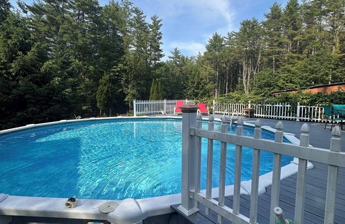 Gloversville Cabin | Tree house lots birds great location . . lots to do all summer long .