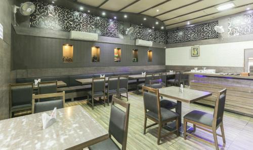 Raja Park Hotel | Treebo Bliss