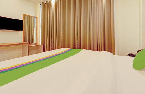 Gomti Nagar House | Treebo Silver Stallion