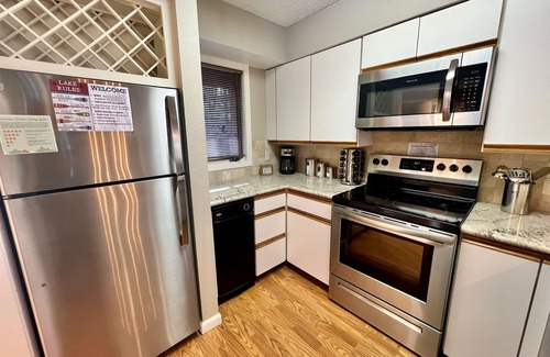 Mount Ida Condo | Treetop Getaway, 2 bed, 2 bath at Mountain Harbor on Lake Ouachita