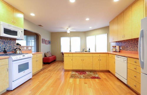 Paso Robles House | Treetop Lodge - Lose yourself in the views on the westside, close to downtown.