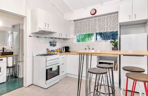 Glenelg North Apartment | Treetops at Glenelg Coastal Stay with Leafy Patio