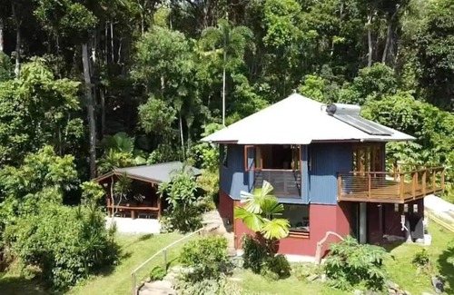 Cow Bay House | Treeverb Beach House - Daintree