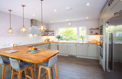 Mabe House | Tregaron - family holiday home