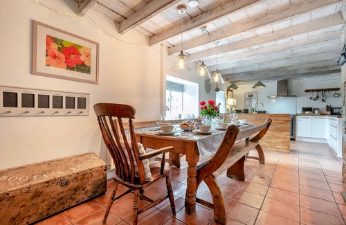 Bodmin House | Tregenna Farmhouse - Five Bedroom House, Sleeps 9
