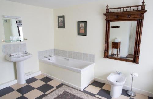 Washaway House | Trehellas House Hotel & Courthouse restaurant