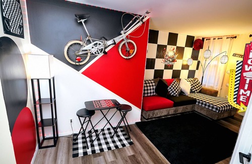 Nashua Apartment | Trendy Downtown Nashua Getaway: Checkers-Themed 1 Bed/1 Bath!
