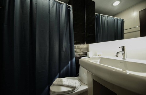 Nakhon Pathom Hotel | Trendy Hotel