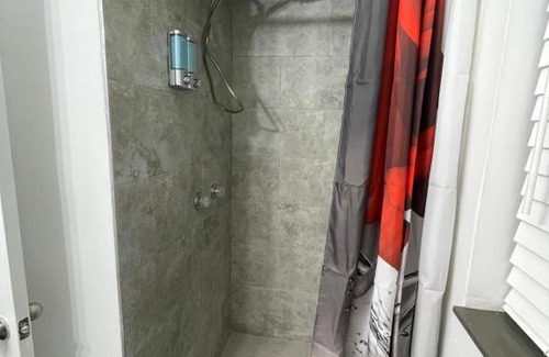 Parkside Apartment | Trendy Pads in Hollywood