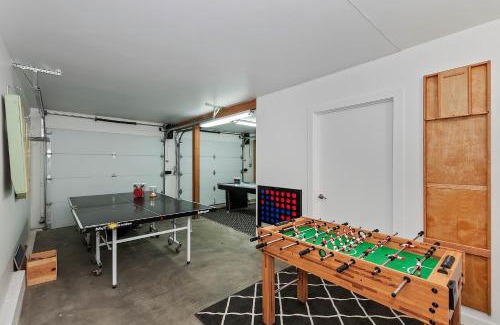 Green Valley Lake House | Tres Patos - Lakefront Stay for 8