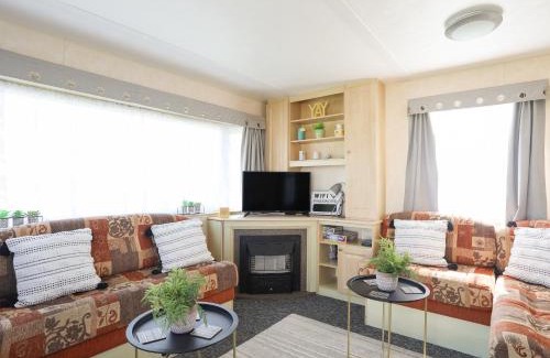 Caergeiliog House | Trewan Chalet