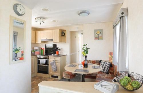 Caergeiliog House | Trewan Chalet