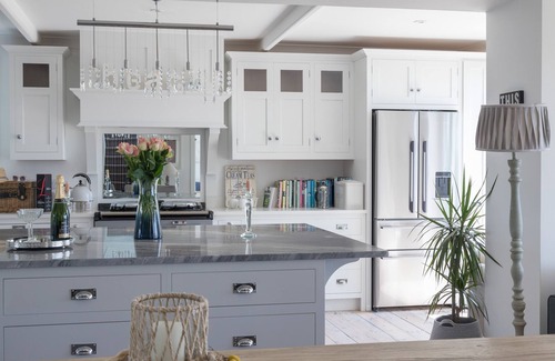 Saint Erth Praze House | TREWARTHA, pet friendly, luxury holiday cottage in Praa Sands
