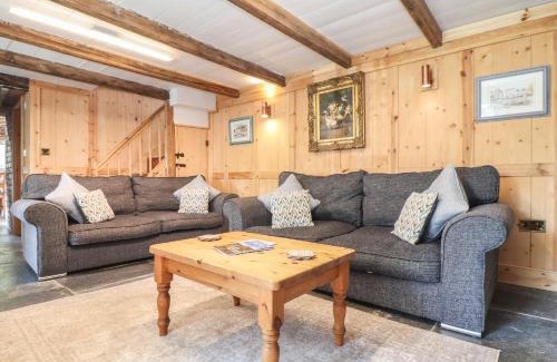Mylor Churchtown House | Trewince Manor Cottage