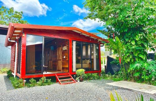 Barrio Dora House | Tribu Bungalow 1 Modern and Centrally Located