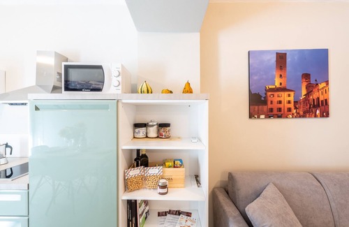 Alba House | Trifulhouse holiday apartments: THE ENTIRE PALACE! max occupancy 16 guests