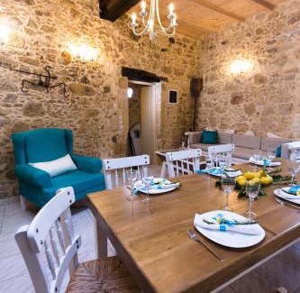 Kaliviani House | Trigono Luxury House